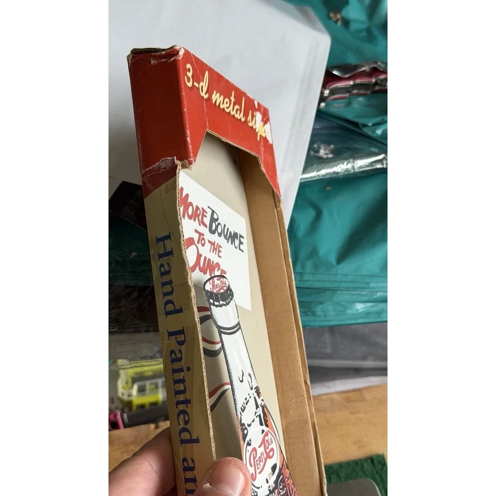 Vintage Pepsi-Cola 3D Metal‎ Bottle Sign Hand Painted Wall Decor w/ Box